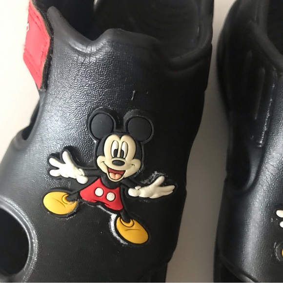 Disney Child “Mickey Mouse” Sandals - Picture 3 of 6